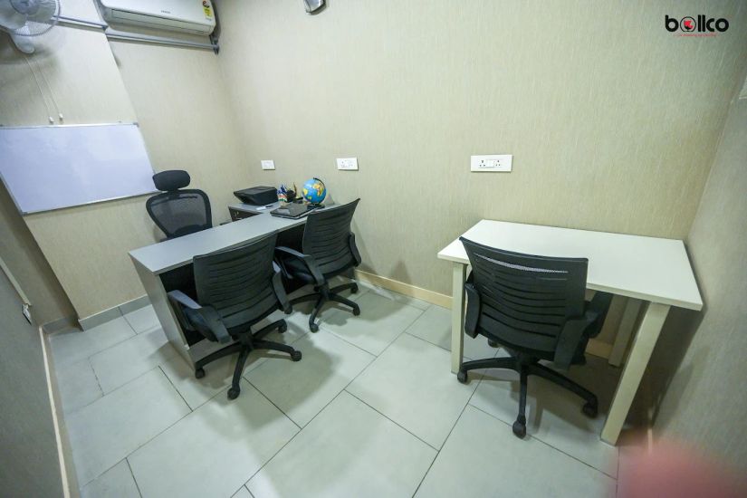 Shared office Space in east delhi