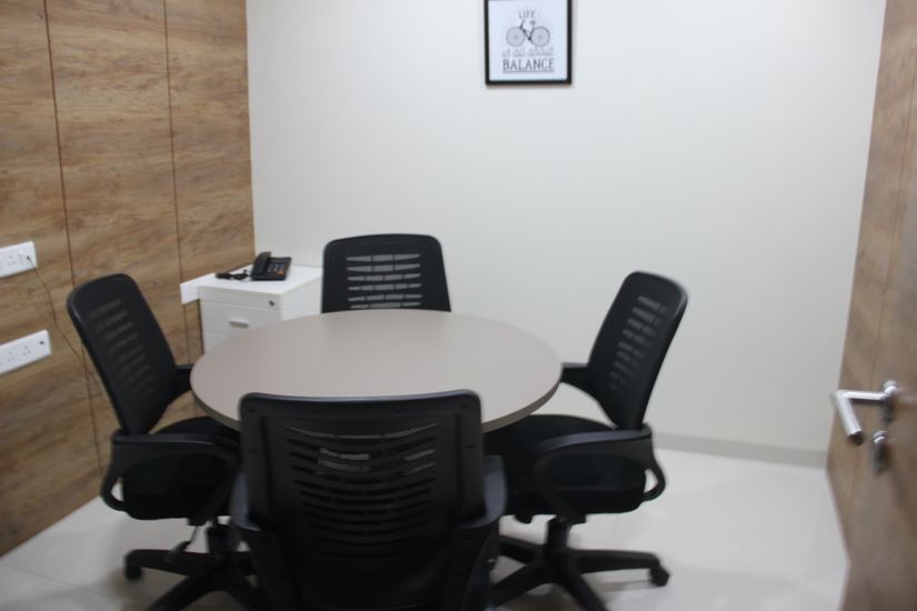 Shared office Space in surat