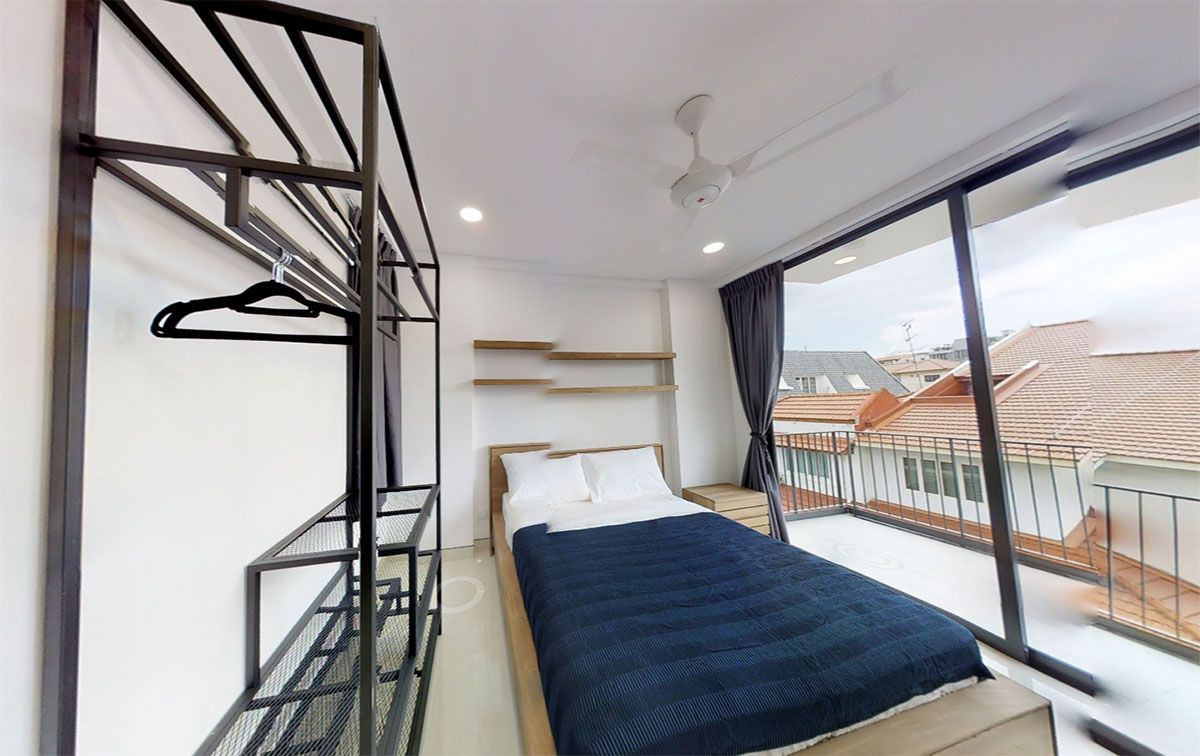 Hmlet Lorong G Singapore